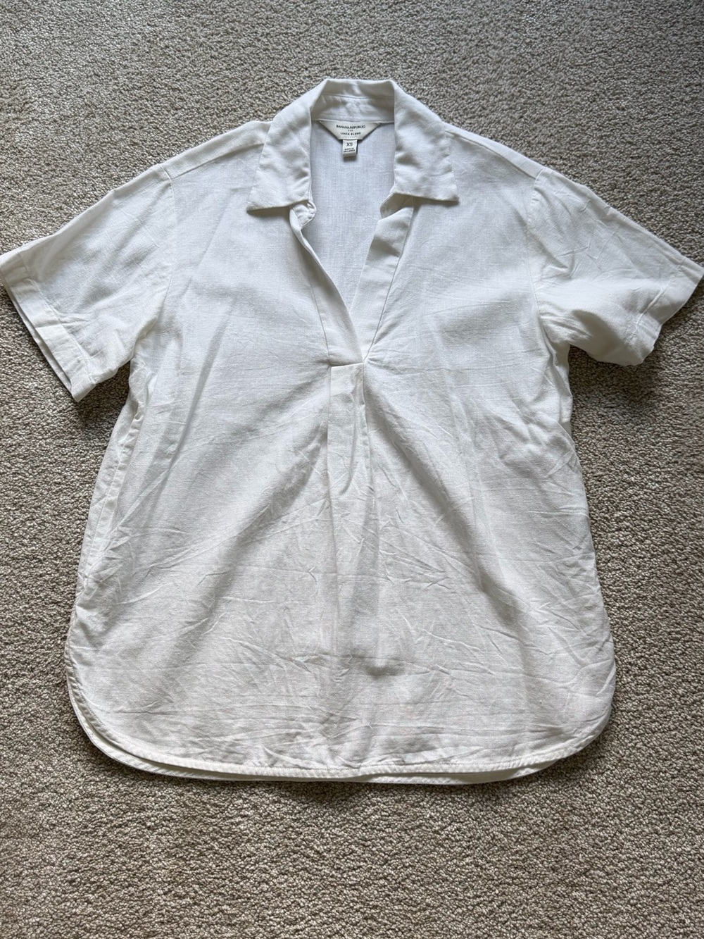 Banana Republic Linen Blend White/Ivory Top. XS